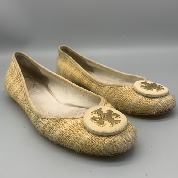 TORY BURCH Reva Raffia White Straw Natural Woven Gold Logo Ballet Flat Size 8 - Picture 2 of 6